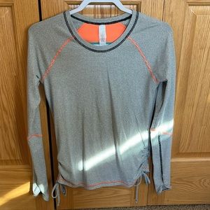 lucy size s top grey and orange
